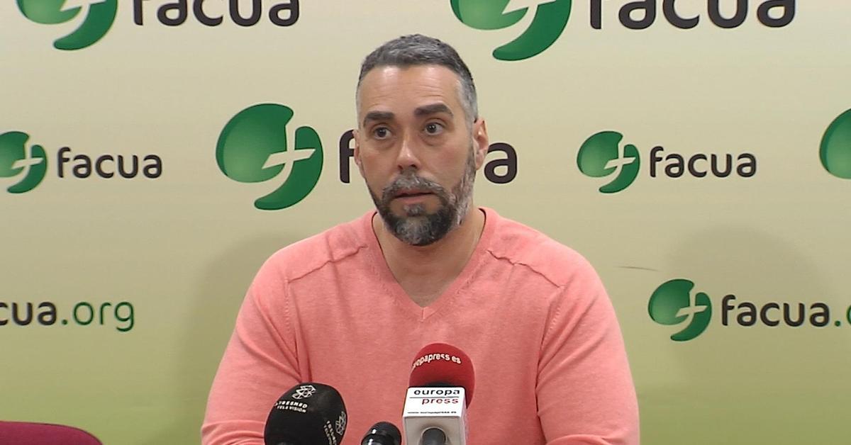El secretario general de Facua, Rubén Sánchez pide nueve años de cárcel para Vito Quiles por calumnias