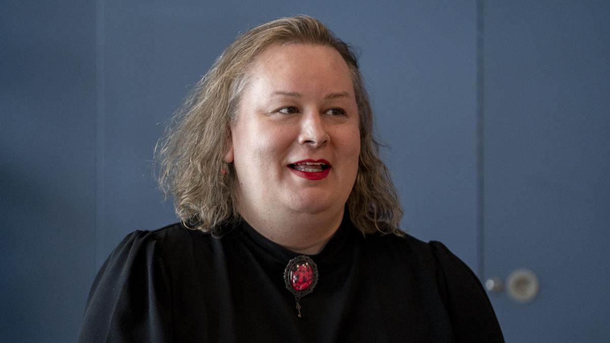 Alana S. Portero en un acto en Madrid