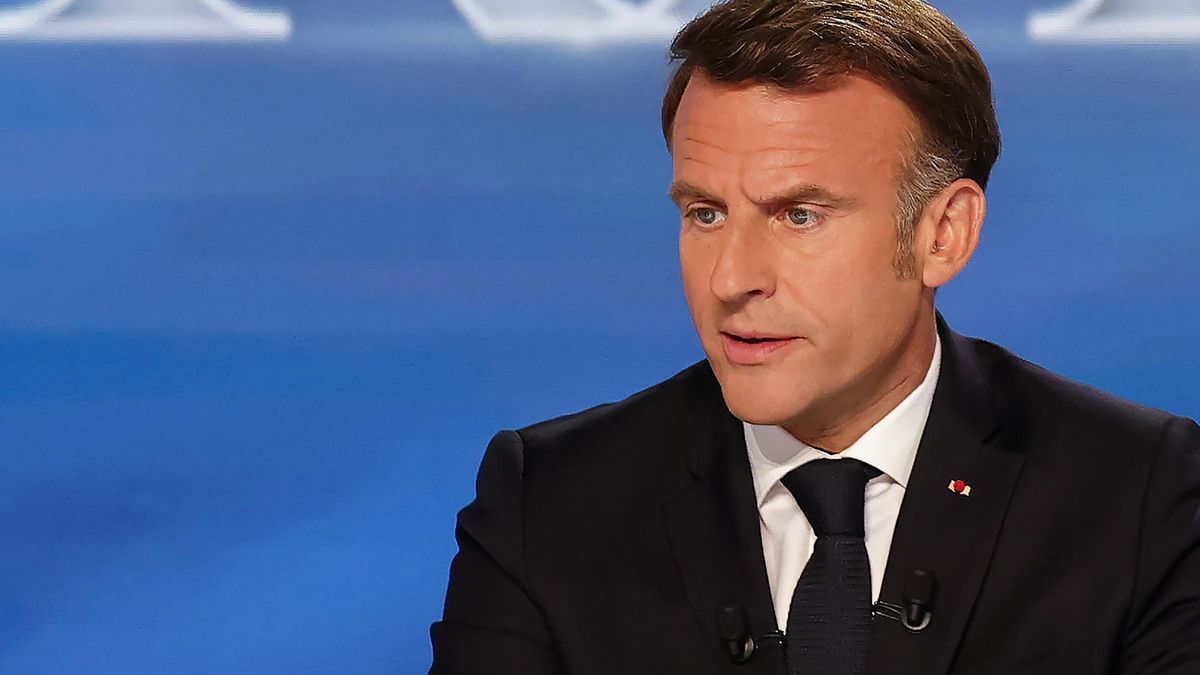 Emmanuel Macron, presidente francés, durante una entrevista en TF1.