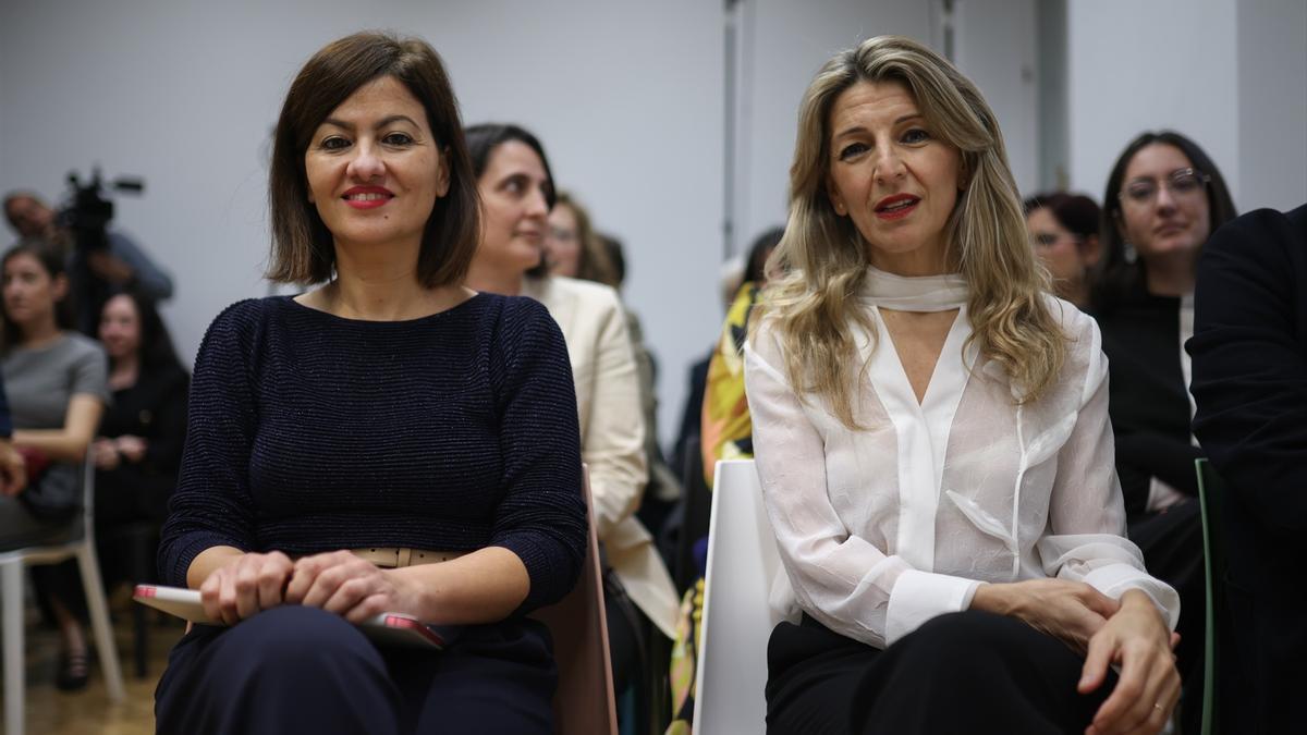 La ministra de Trabajo, Yolanda Díaz, junto a la ministra de Juventud e Infancia, Sira Rego.
