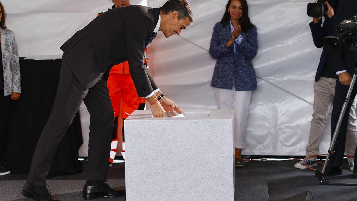 La agenda internacional y los buenos datos económicos, el respiro para Sánchez frente al avispero doméstico