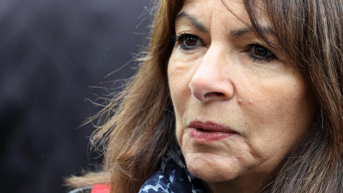 La alcaldesa de París, Anne Hidalgo.