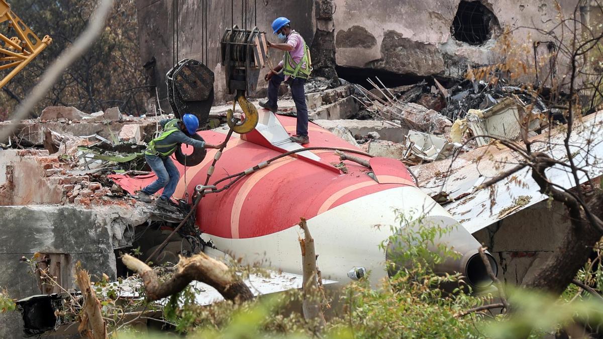 La cifra de muertos en la tragedia aérea de Air India supera los 270