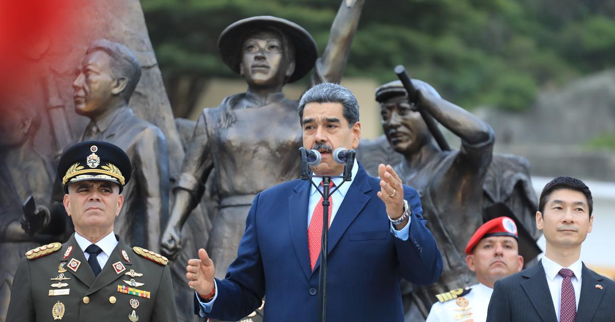 Maduro dice que Venezuela tiene una "fe inquebrantable en la victoria" tras la "embestida" de EEUU