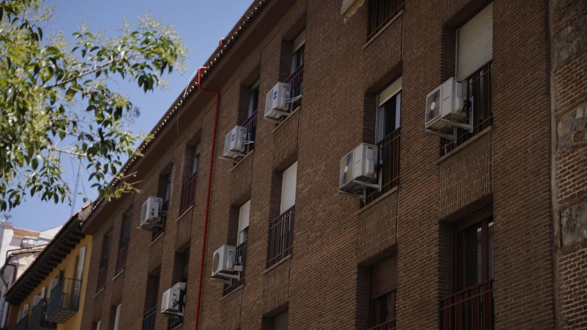 La media España sin aire acondicionado: "Lo más repetido es… o pago la compra o la factura de la luz"