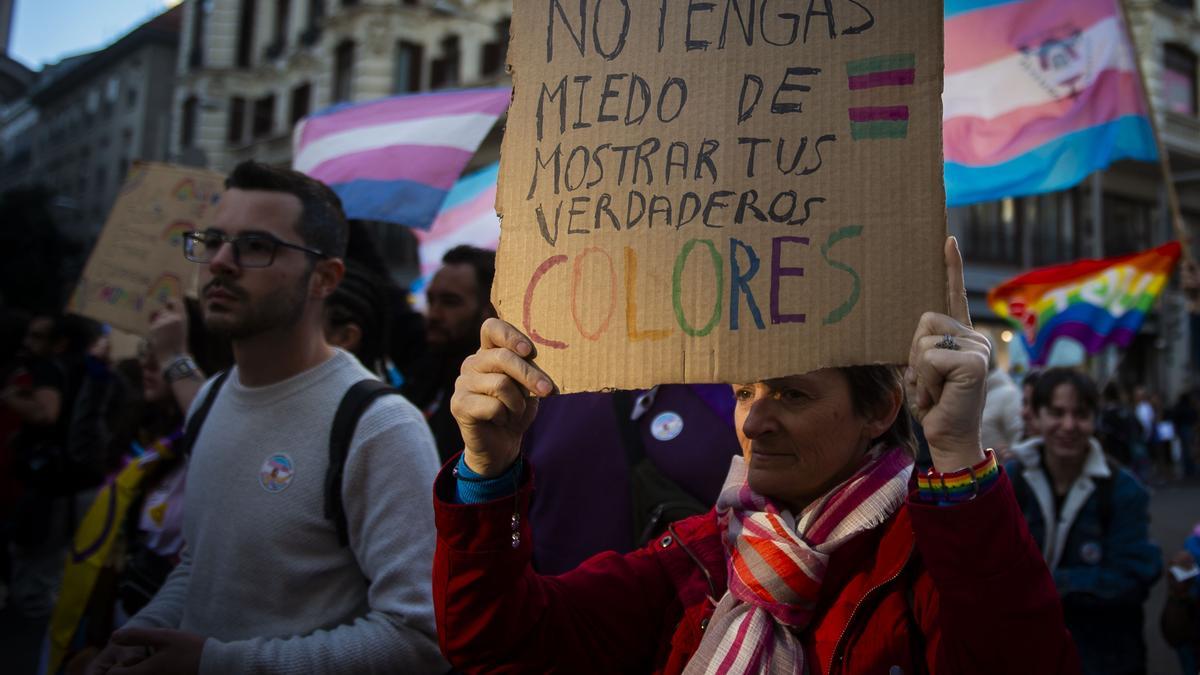 Sacar músculo en las calles y arropar al de al lado: el colectivo LGTBIQ+ planta cara a los reaccionarios