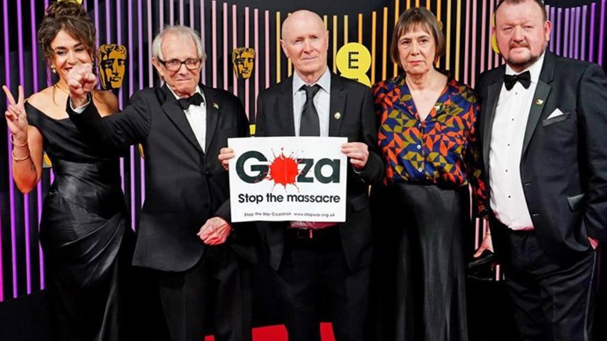 El guionista Paul Laverty es detenido por llevar una camiseta de apoyo a Acción Palestina