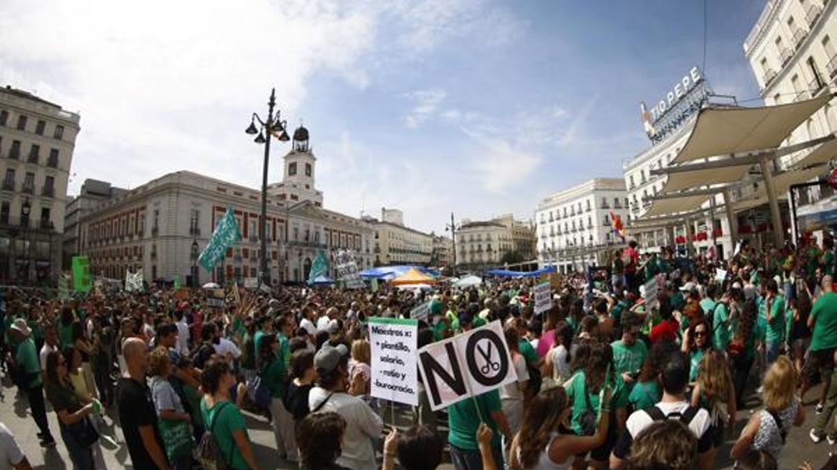 Cuando la crisis de vivienda echa a los jóvenes del aula: “Pienso en dejar de estudiar para ayudar en casa”