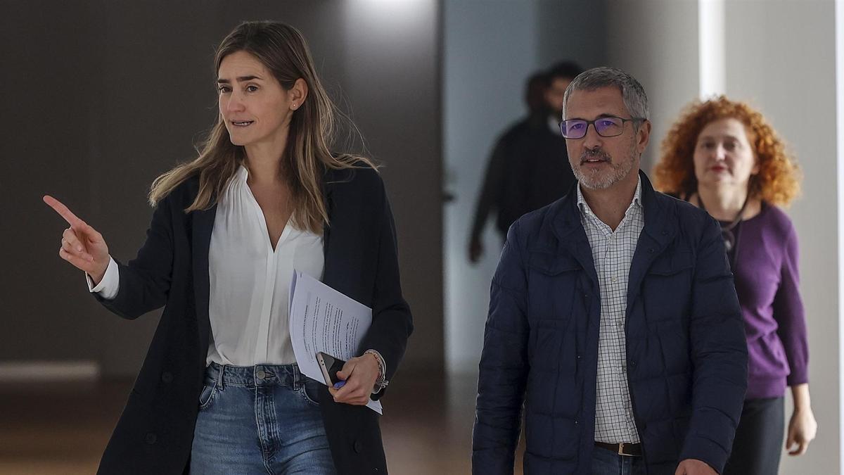 La ministra para la Transición Ecológica y el Reto Demográfico, Sara Aagesen, y el secretaroio de Estado de Medio Ambiente, Hugo Morán, en diciembre de 2024.