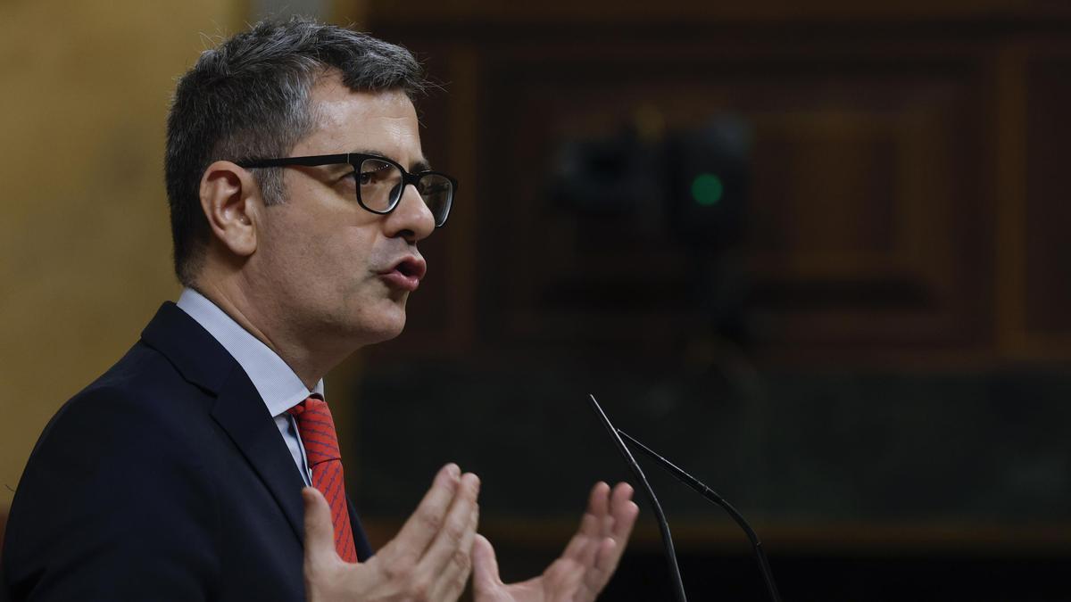 Bolaños defiende en el Congreso los decretos del esudo social y de ayudas al transporte.