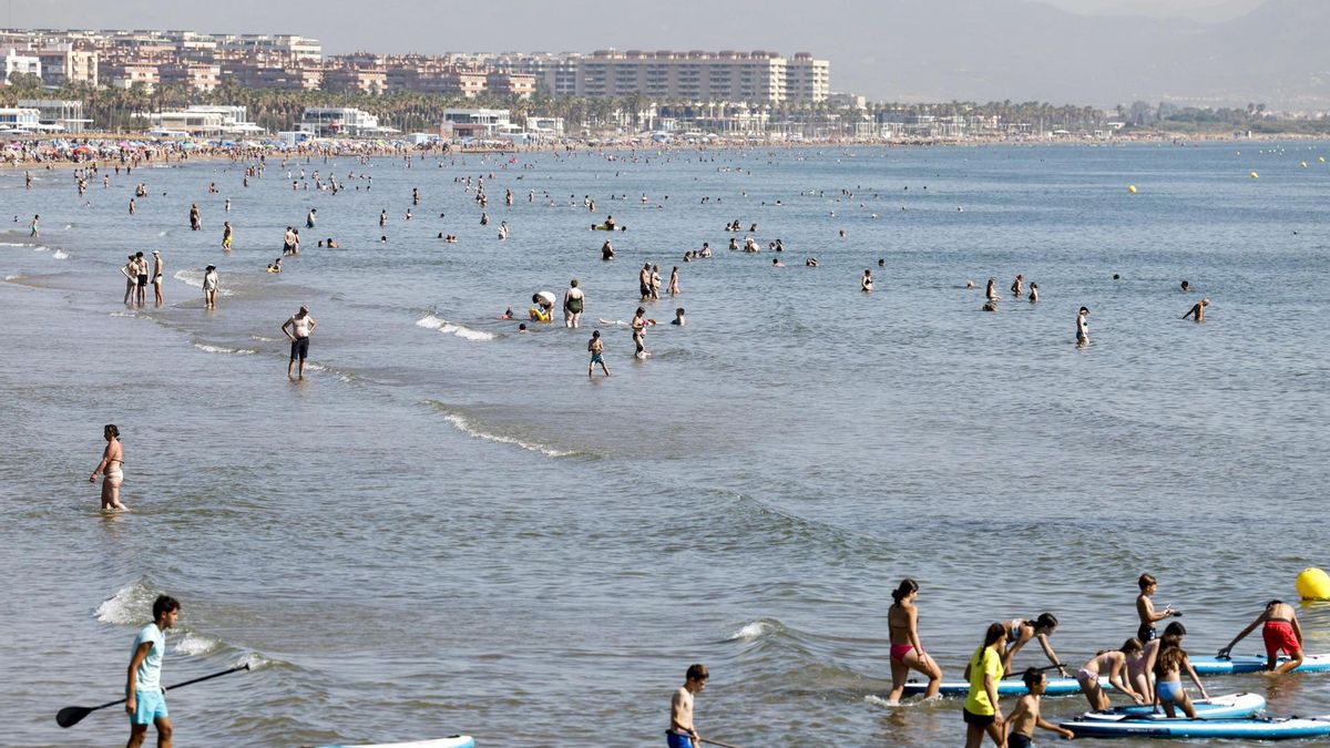 Playa de las Arenas de Valencia, el pasado jueves.