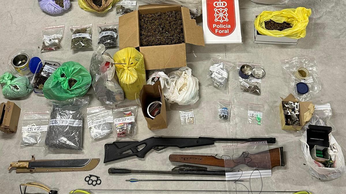 Efectos incautados al agresor.