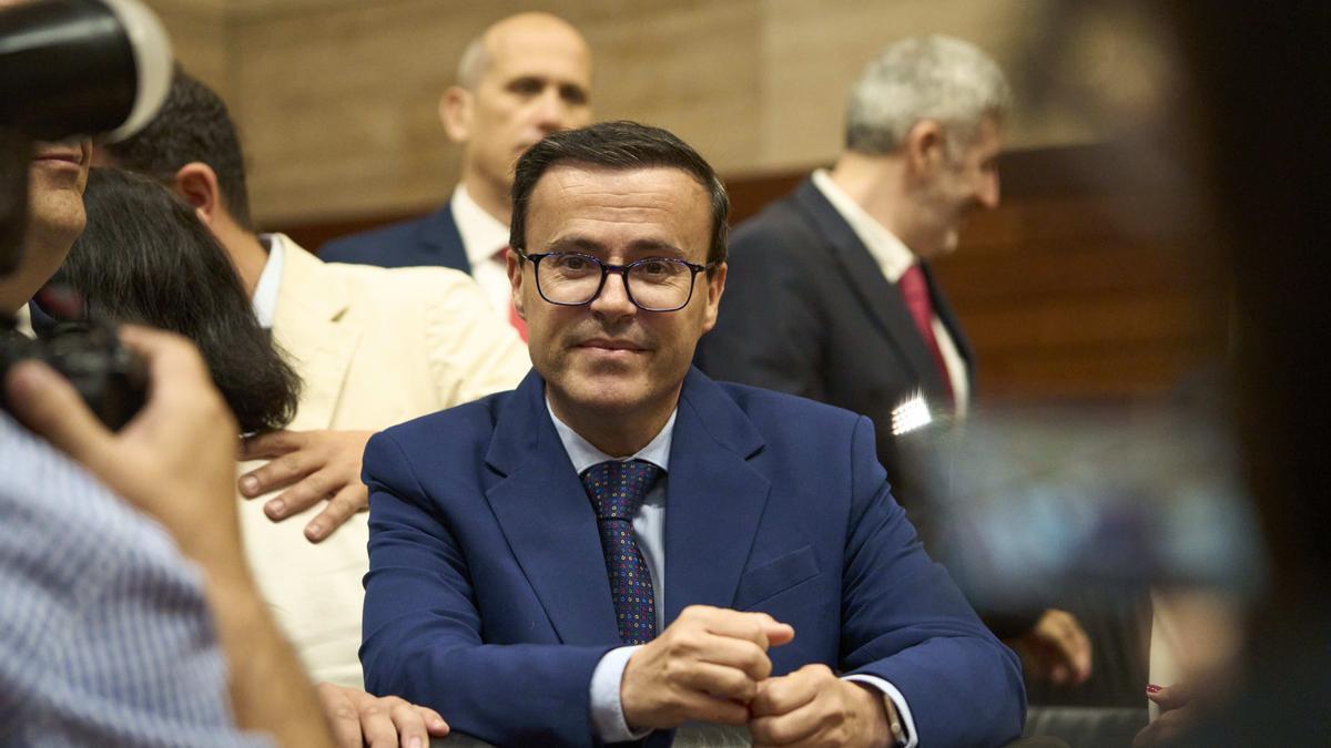 Miguel Ángel Gallardo durante un pleno ordinario de la Asamblea de Extremadura, el pasado mayo de 2025, en Mérida, Badajoz.