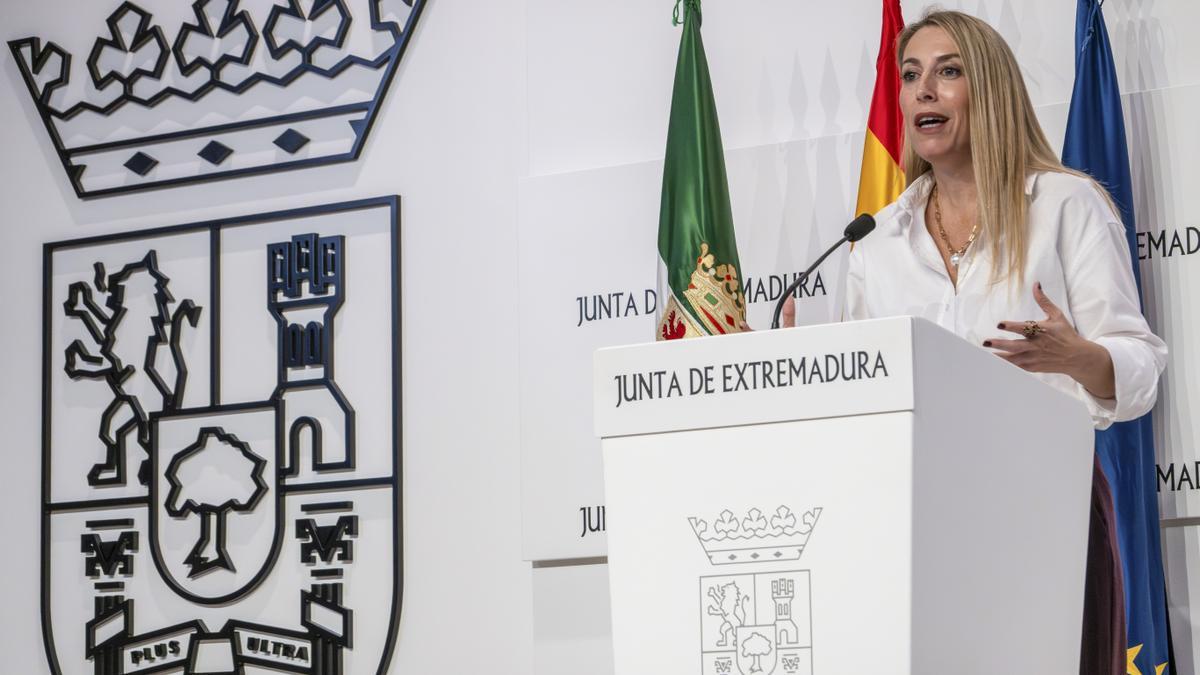 La presidenta de la Junta de Extremadura, María Guardiola, ha convocado elecciones anticipadas.