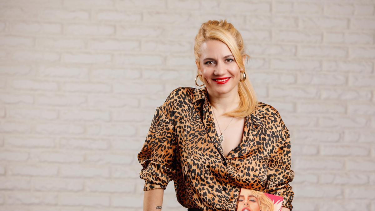 La guionista, humorista y escritora Henar Álvarez estrena su segunda novela, 'Ansia'.
