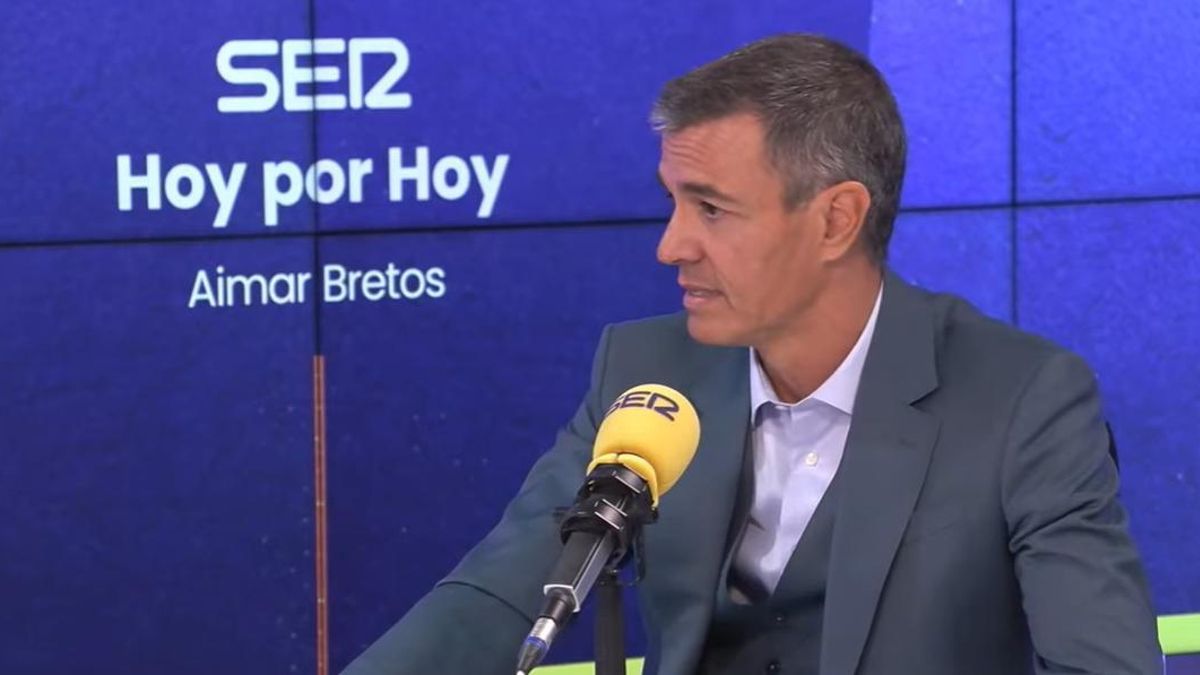El presidente del Gobierno, Pedro Sánchez, en el Hoy por Hoy de la Cadena SER.