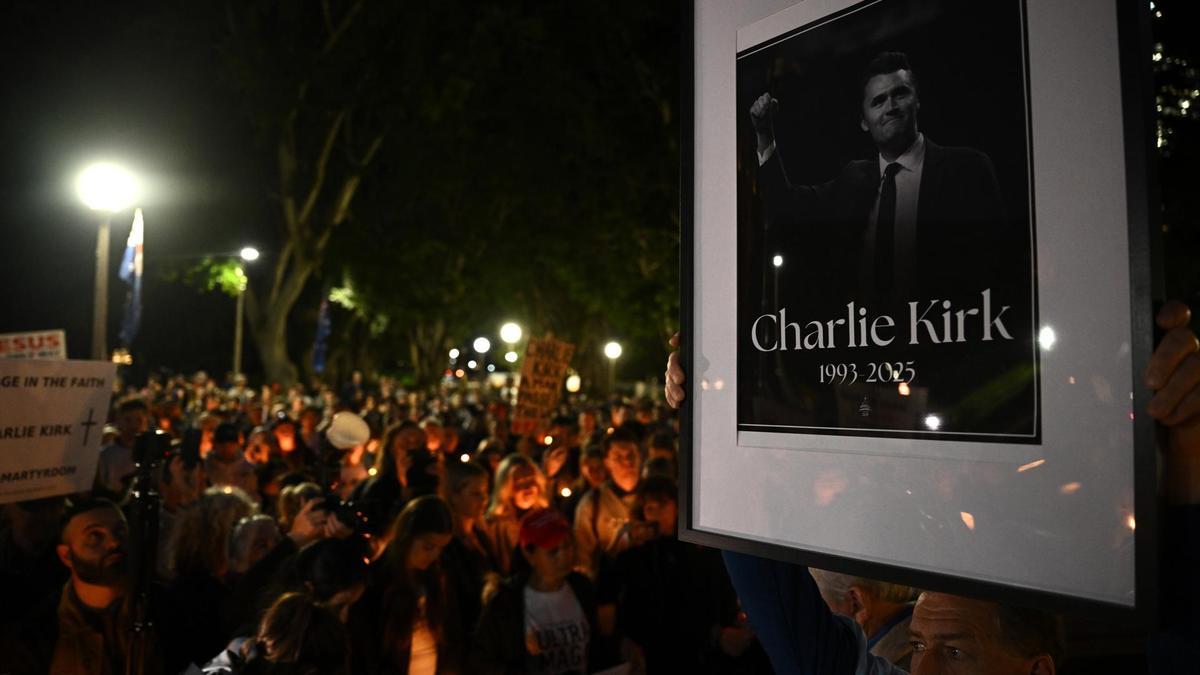 Vigilia en memoria del fallecido activista estadounidense Charlie Kirk en Hyde Park, Sídney.