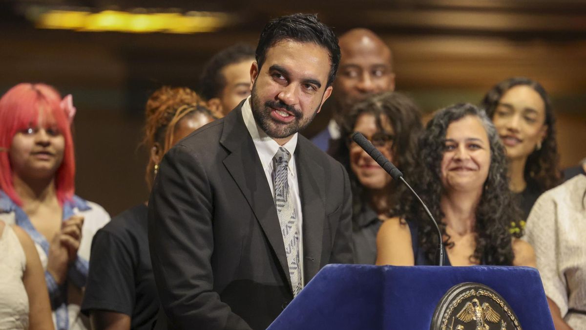 El alcalde de la ciudad de Nueva York, Zohran Mamdani, habla durante una conferencia de prensa, en Nueva York, Estados Unidos, el 13 de agosto de 2026.