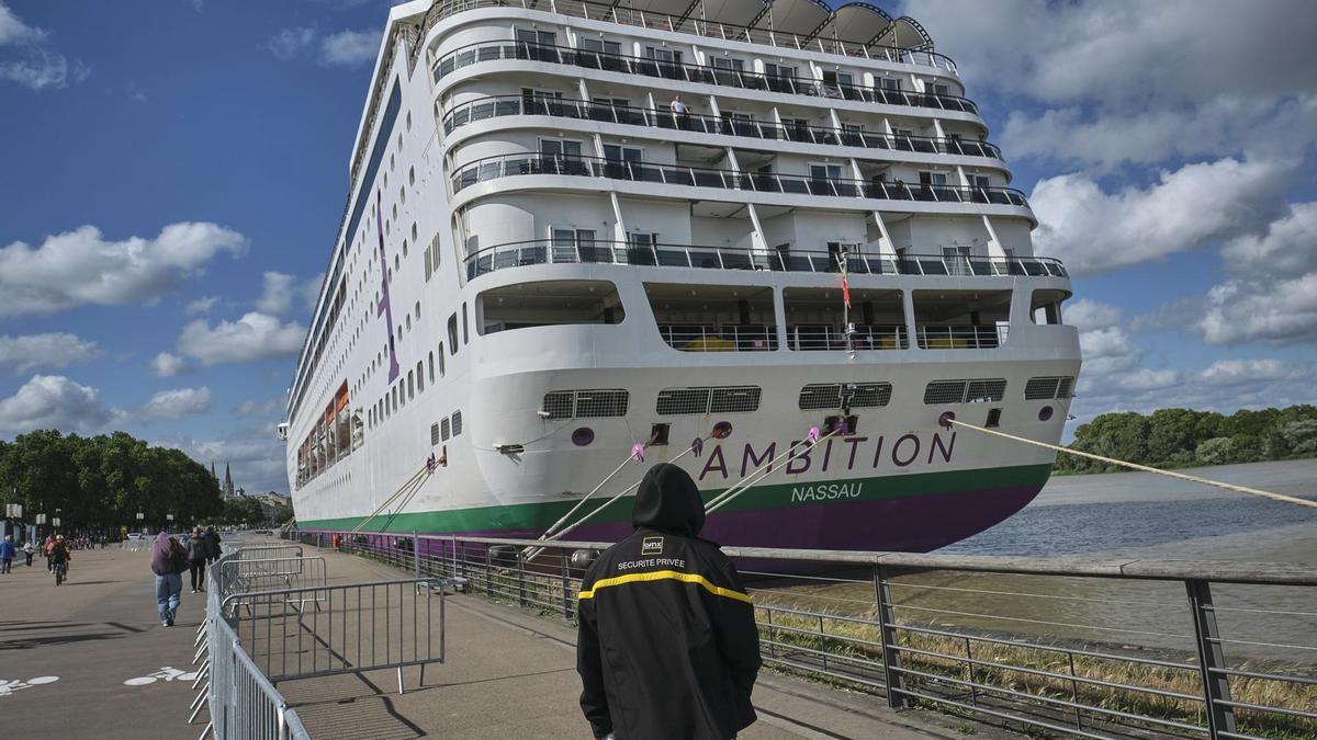 Levantan el confinamiento en el crucero de Burdeos tras confirmar un brote de gastroenteritis viral