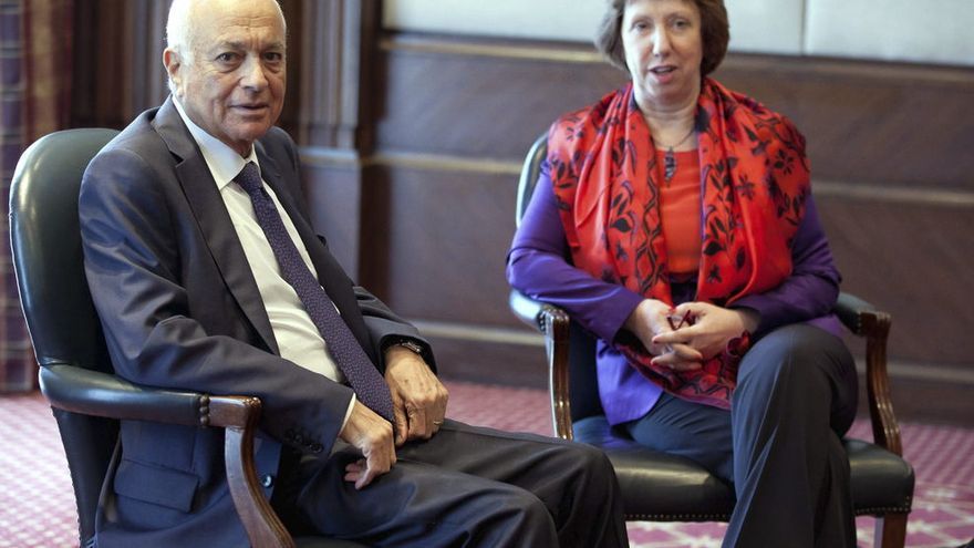 Ashton se reúne con Morsi y afirma que "parecía estar bien"