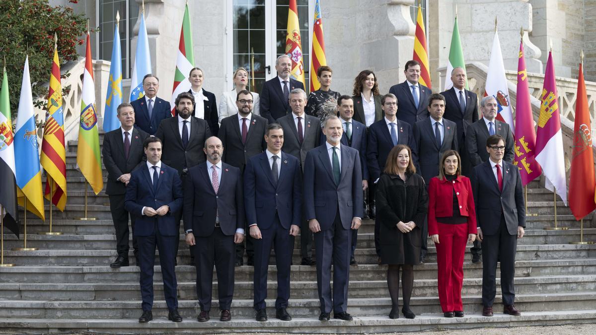 Foto de familia en Santander de la XXVII Conferencia de Presidentes.