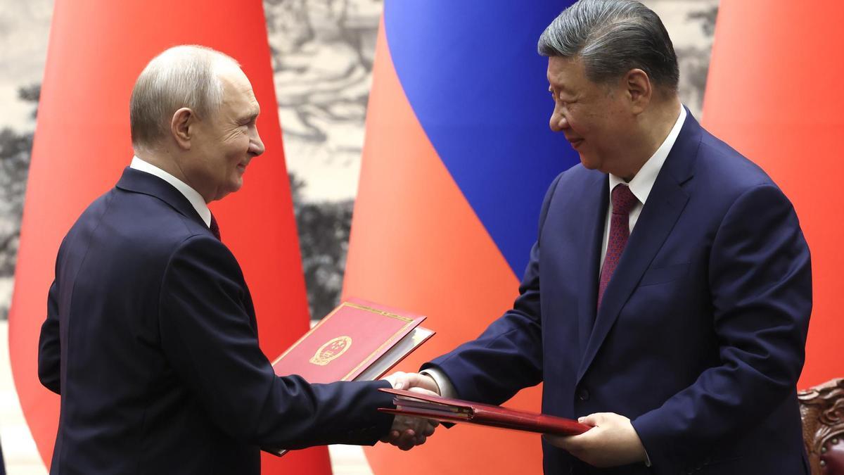 Vladimir Putin y Xi Jinping muestran su buena sintonía en la visita del ruso a China