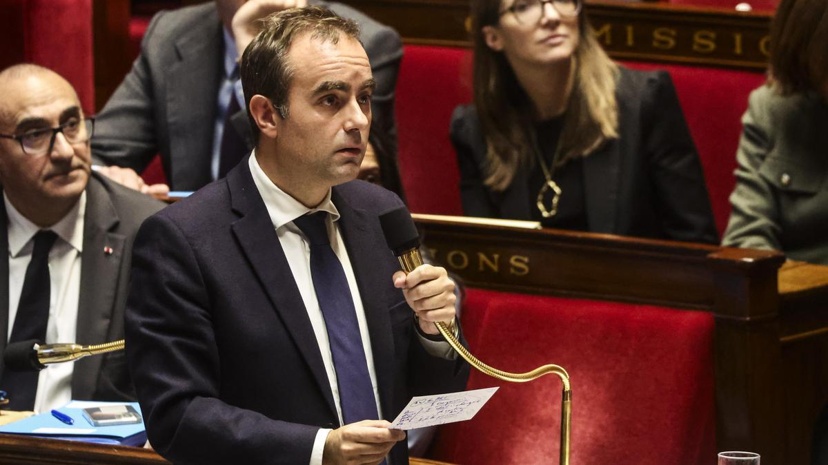 El primer ministro francés, Sébastien Lecornu, habla tras la declaración del Gobierno en la Asamblea Nacional en París, Francia, el 14 de octubre de 2025.