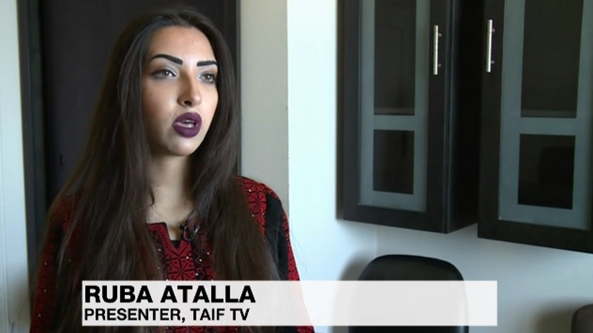 Ruba Atalla, presentadora de Taif televisión.