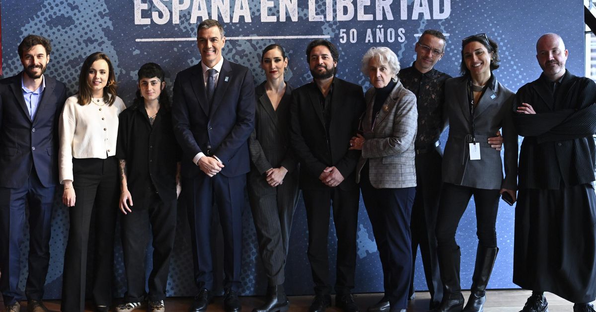 Sánchez llama a fortalecer la democracia frente al avance de la ...