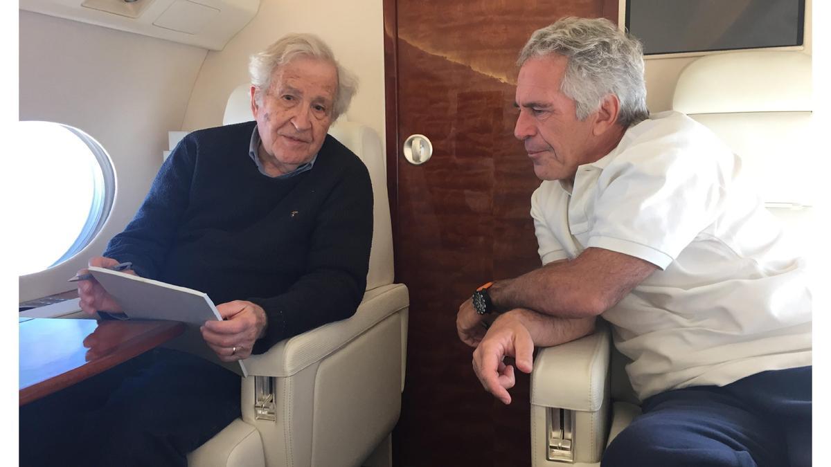Jeffrey Epstein con Noam Chomsky.