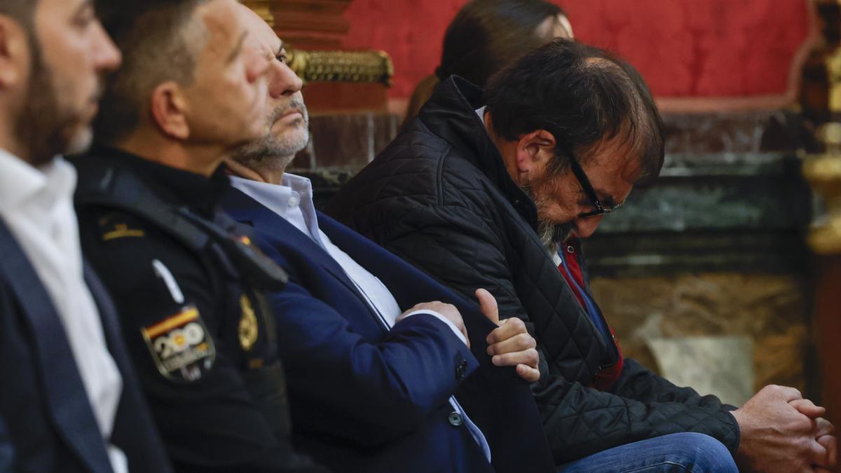 El exministro José Luis Ábalos y su exasesor Koldo García en el banquillo de los acusados.