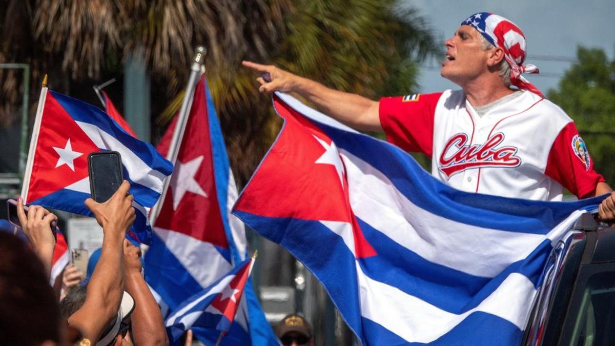 Imagen de archivo de las manifestaciones en Miami en apoyo a protestas contra el Gobierno cubano.