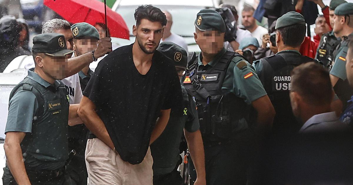 Procesan a Rafa Mir por un delito de agresión sexual y le imponen 12.500 euros de fianza