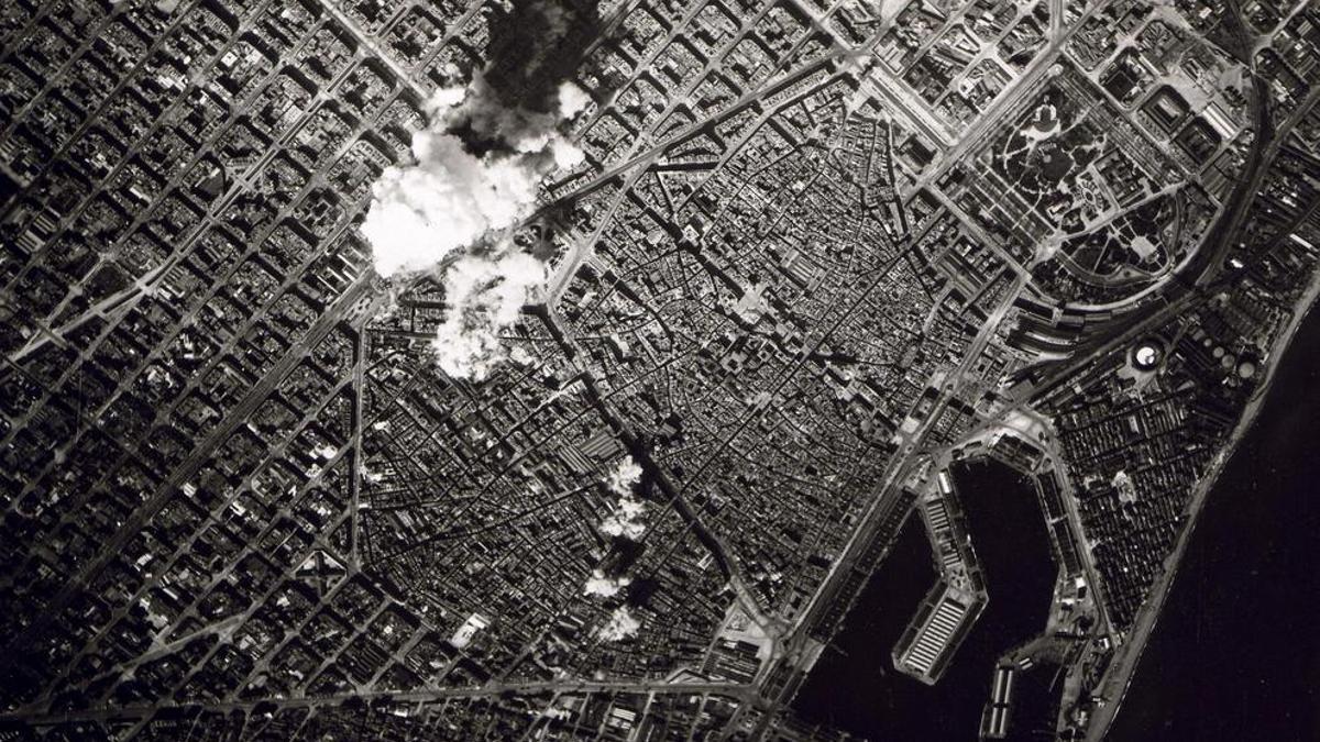 Bombardeo de Barcelona en marzo de 1938.