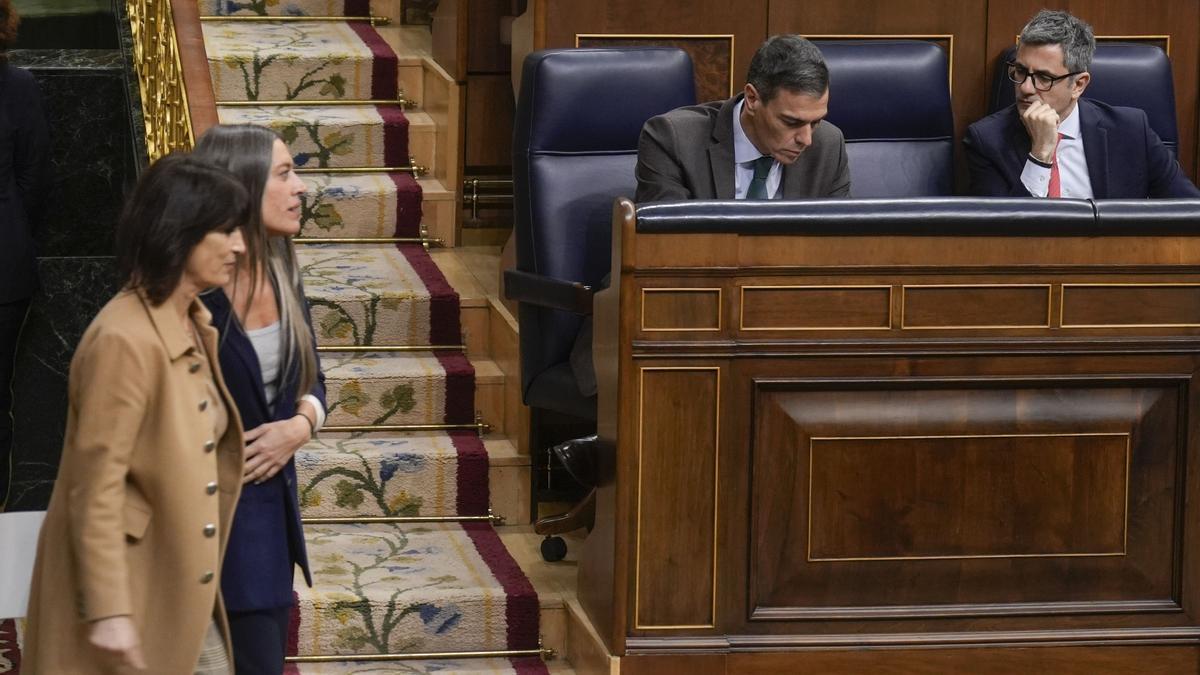 Nogueras, Sánchez y Bolaños, en el Congreso.
