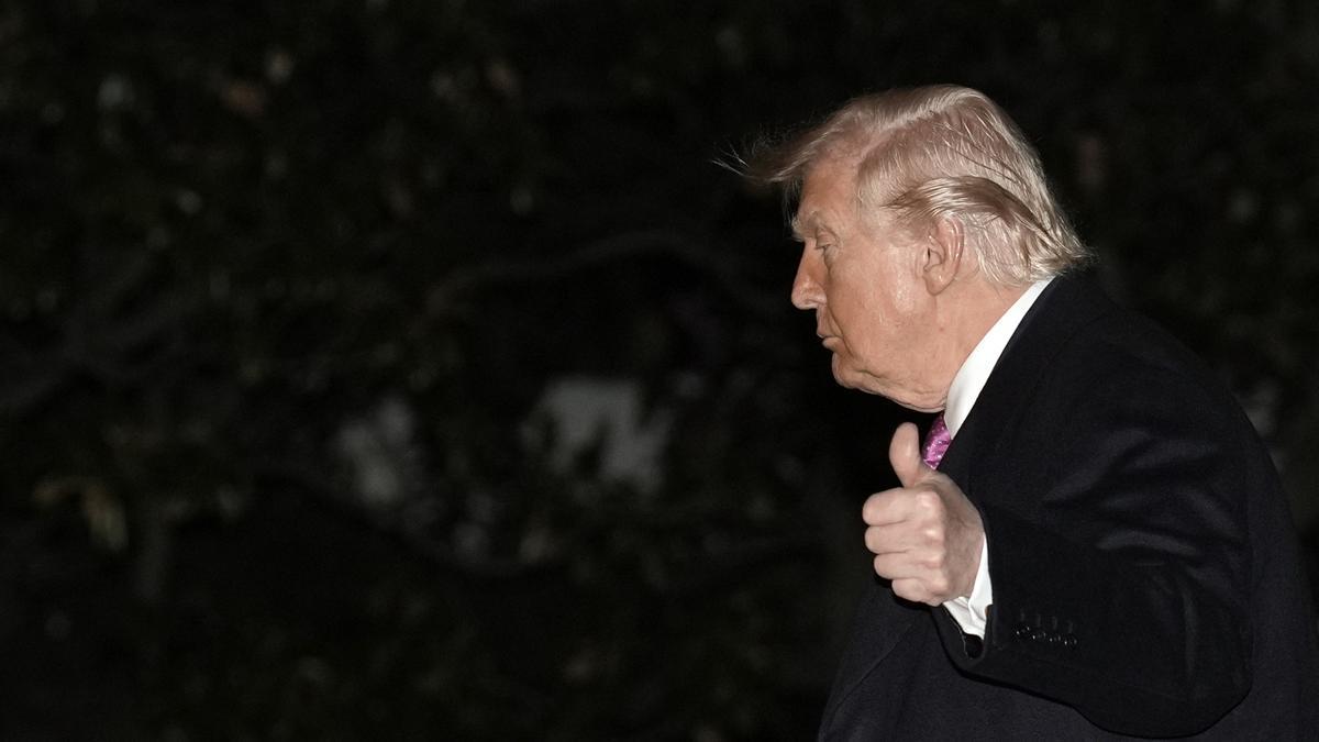 El presidente de Estados Unidos, Donald Trump, en la Casa Blanca a su regreso a Washington DC, EEUU, el 29 de marzo de 2026.