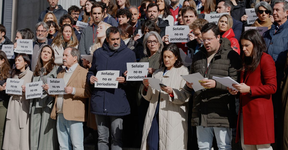 Las organizaciones de periodistas, divididas ante las normas del Congreso para expulsar a agitadores