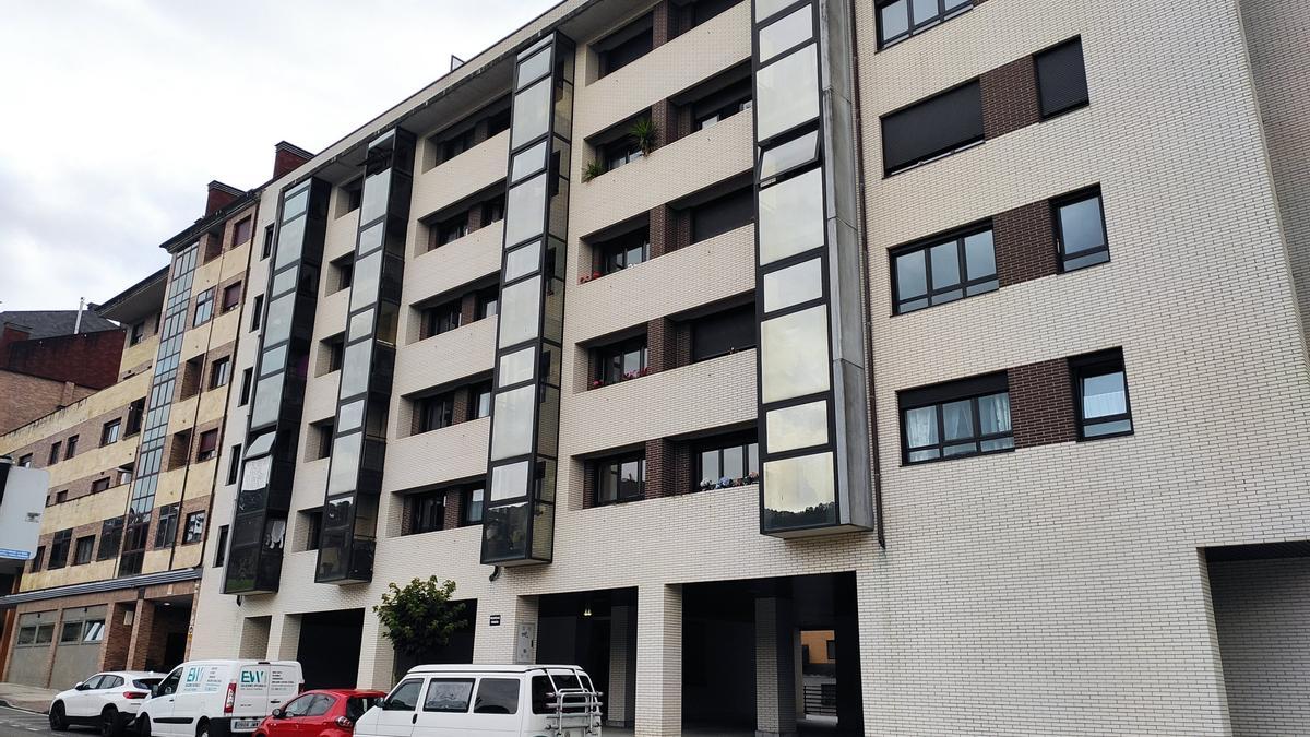 Viviendas, pisos, recursos de compraventa y alquiler de viviendas en Oviedo.