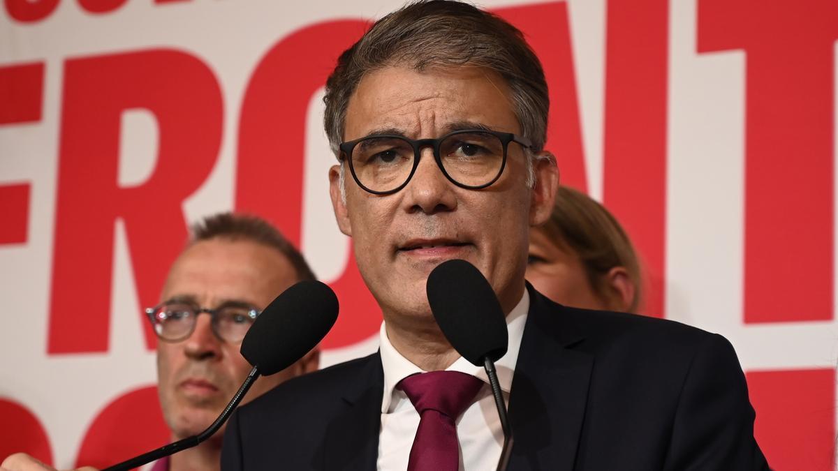 El PS francés exige más impuestos a los ricos para no tumbar al Gobierno en un día clave