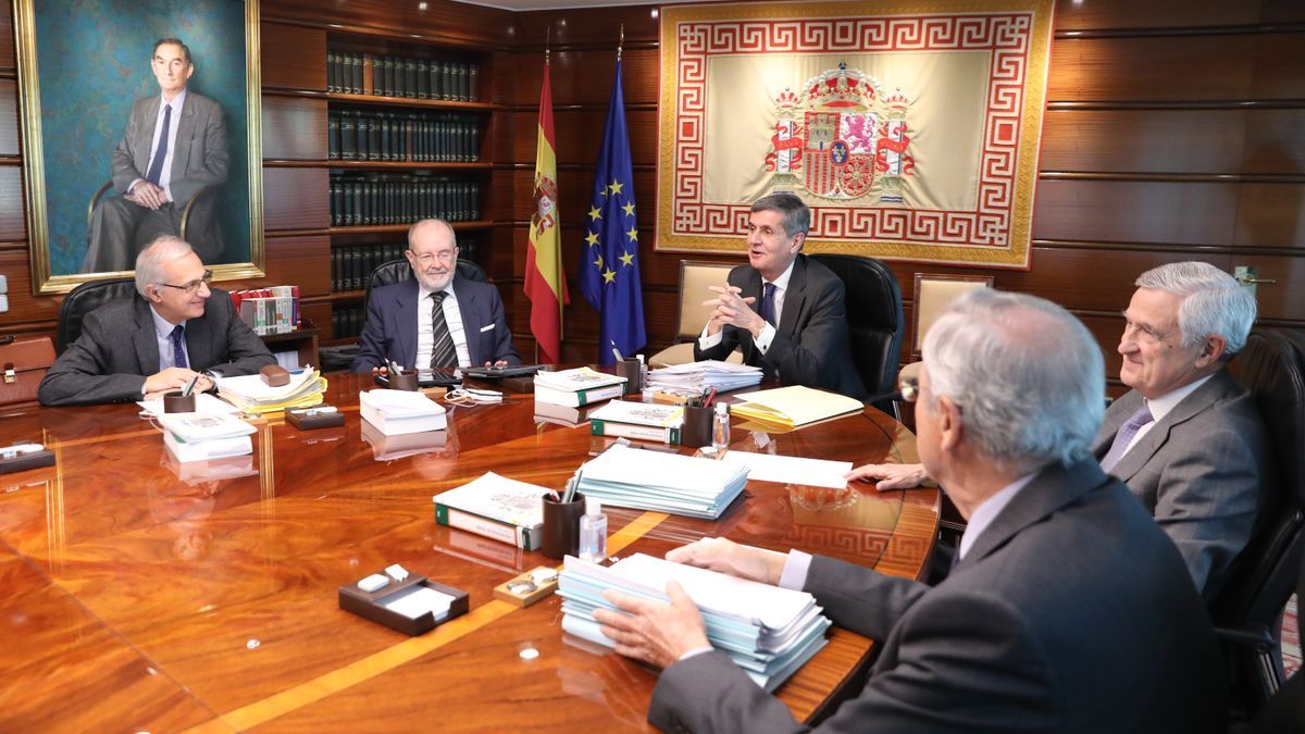 Vista general del primer Pleno jurisdiccional tras la renovación del órgano, en el Tribunal Constitucional