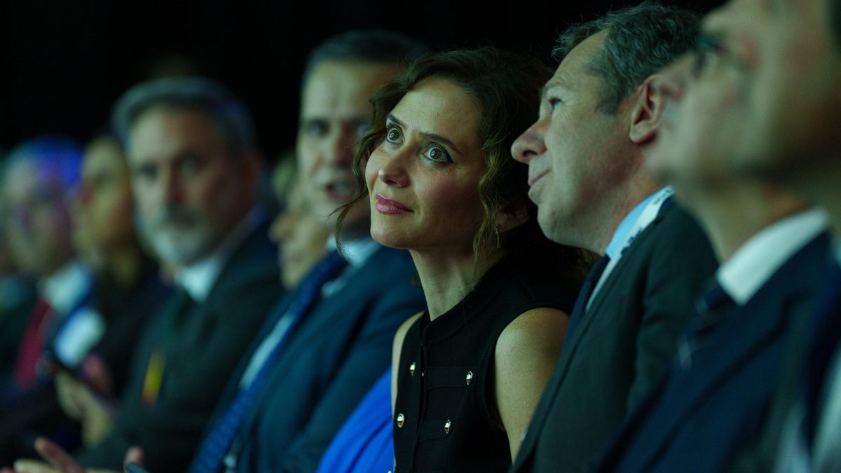 Los "recortes de periódico" que admite Peinado con Begoña Gómez pero Fiscalía rechaza contra Ayuso