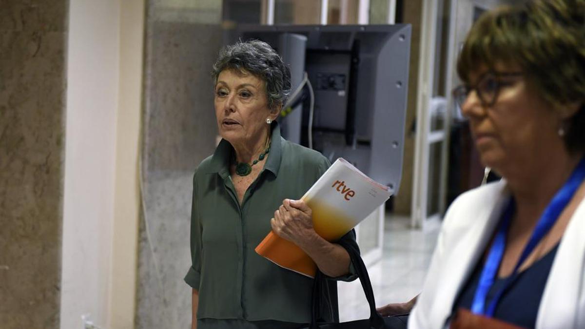 Rosa María Mateo niega una "purga" en la Corporación y defiende los cambios bajo "criterios profesionales"