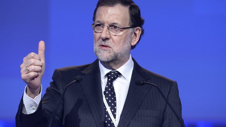 Una luz de alerta en su avión obliga a Rajoy a regresar a Dublín