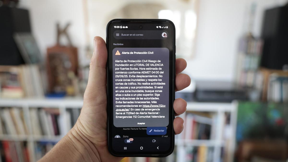 València suspende la actividad en todos los centros educativos de la ciudad por las lluvias