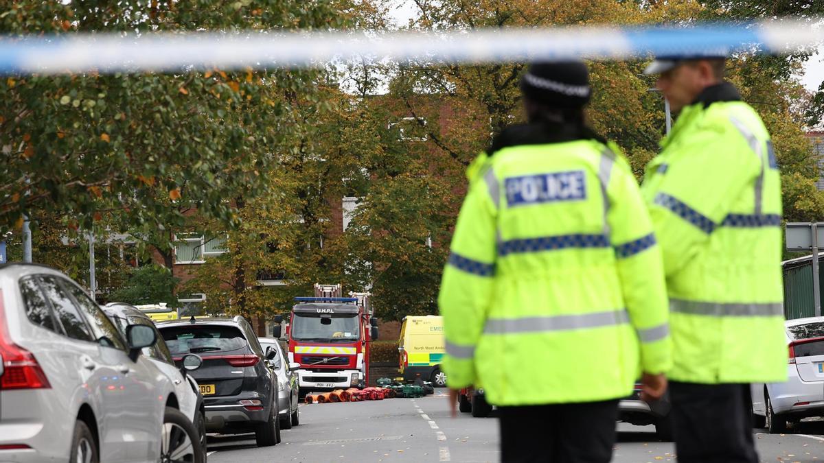 La Policía confirma que trata los dos asesinatos en la sinagoga en Mánchester como acto terrorista