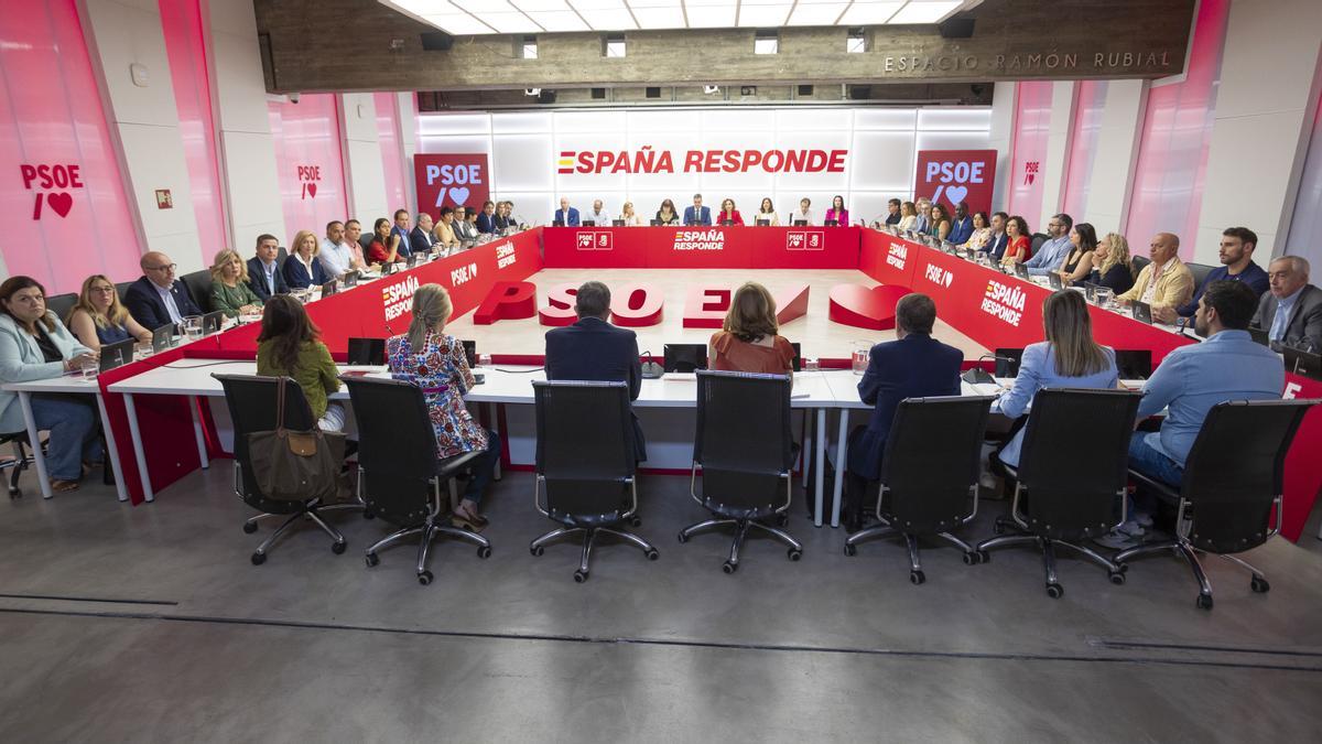 Reunión de la Ejecutiva Federal del partido celebrada este lunes en Ferraz.