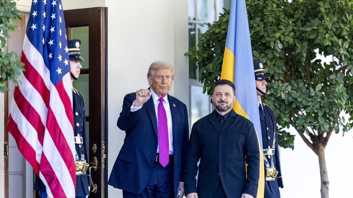 El plan de paz de Trump para Ucrania pide limitar a Kiev su Ejército y que se retire del Donbás
