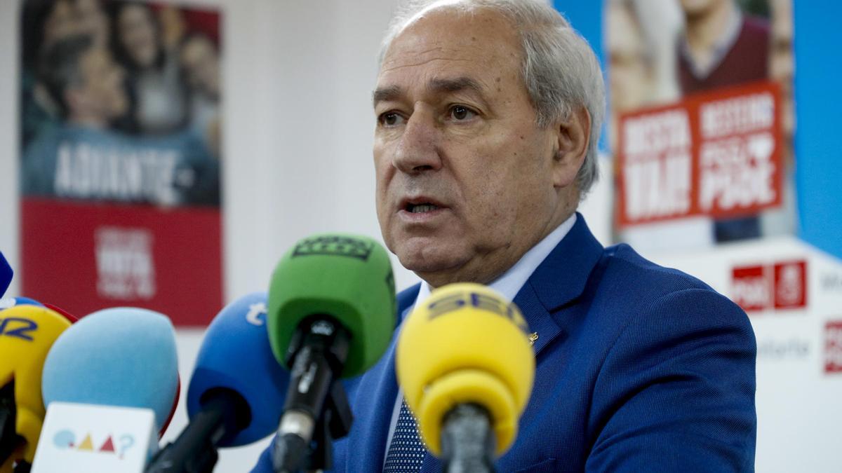 El PSOE exige a Tomé que entregue sus actas como diputado provincial y alcalde de Monforte