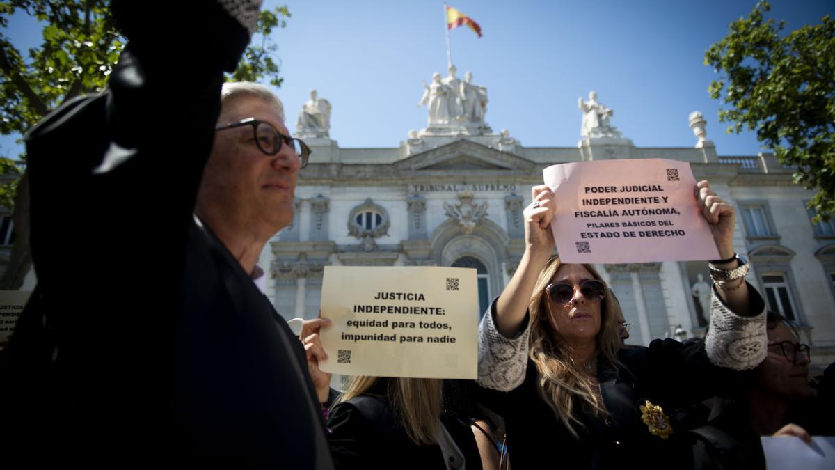 Las reformas se suman a la amnistía para justificar la revuelta judicial y fiscal contra el Gobierno