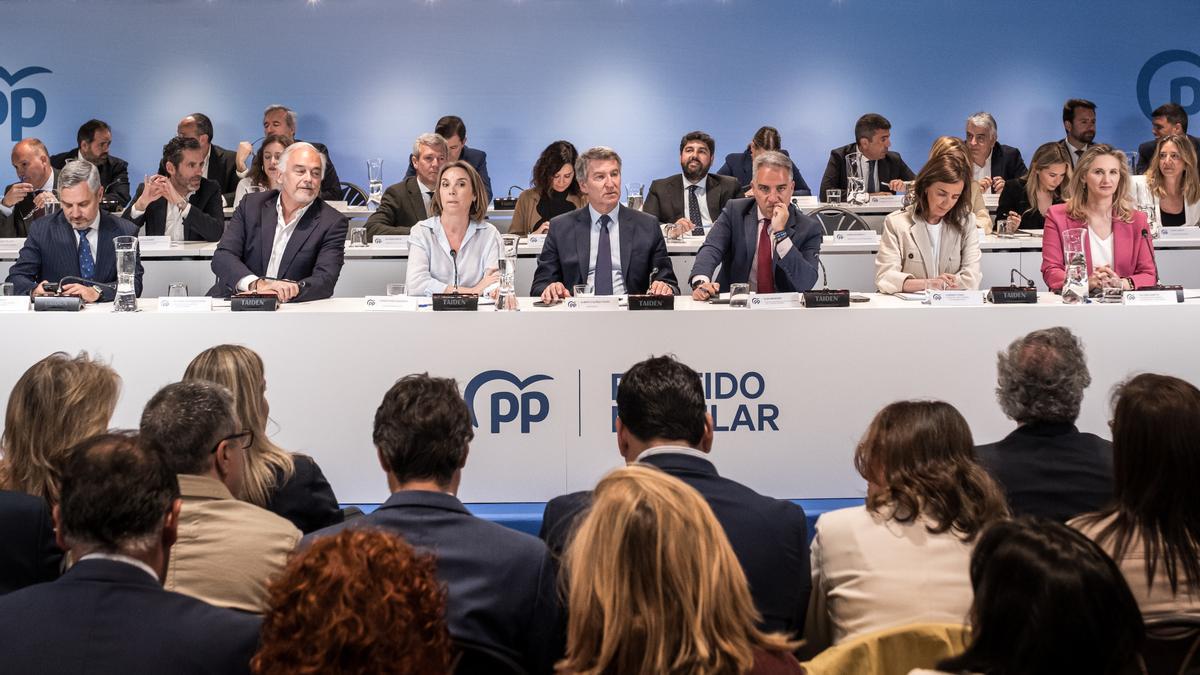 Feijóo promete debate en el congreso del PP pero encarga a sus afines la discusión ideológica